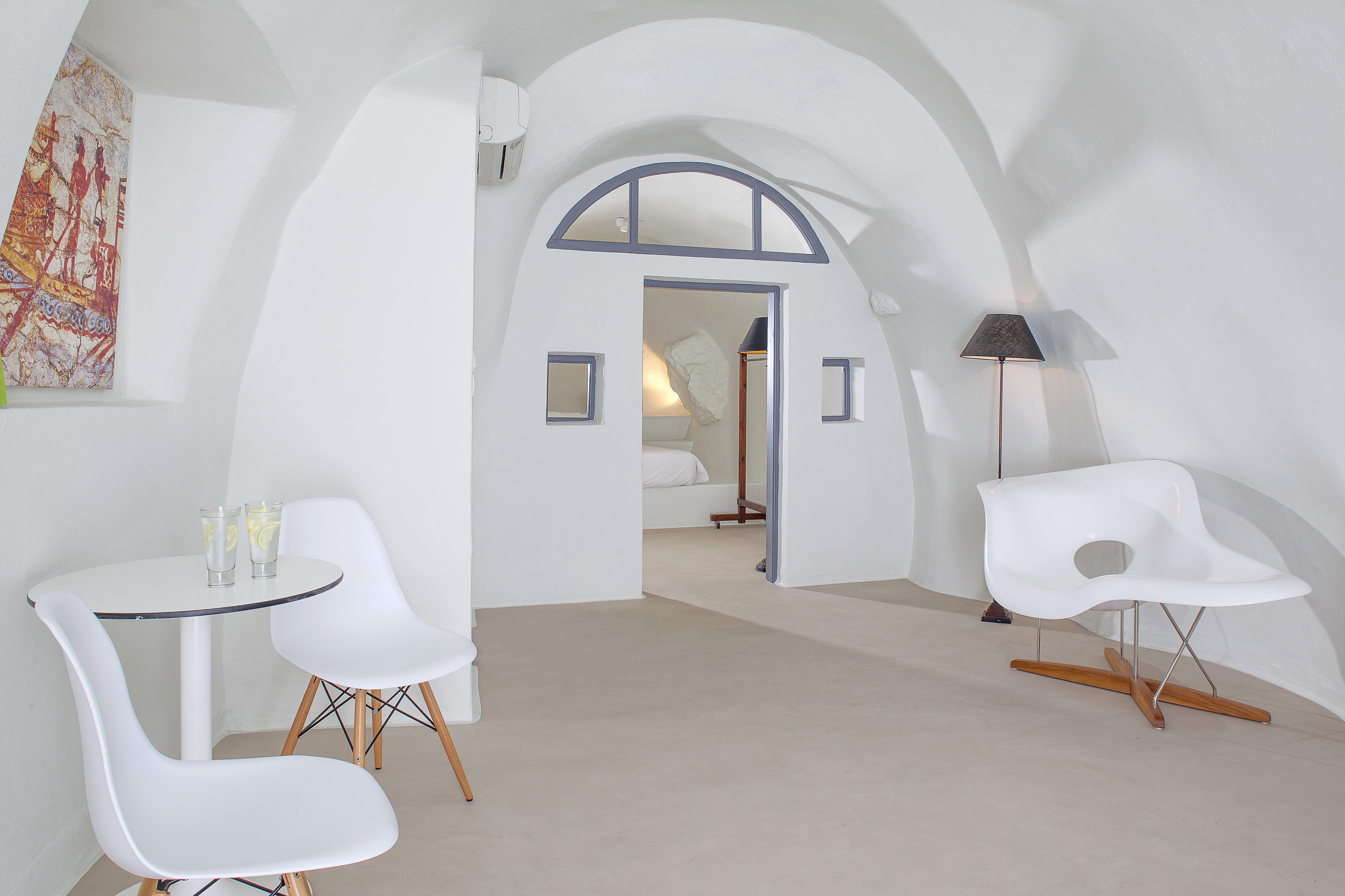 On The Rocks - Small Luxury Hotels Of The World (Adults Only) Imerovigli  Exterior photo